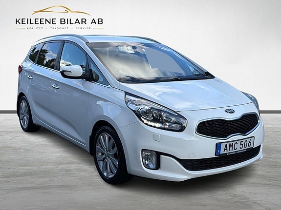 Kia Carens 5 of 23