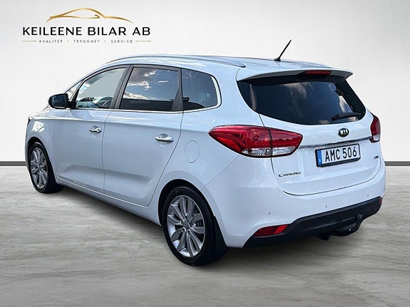 Kia Carens 9 of 23