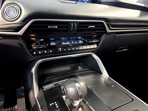 Mazda CX-60 10 of 27
