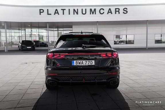 Audi RS Q8 4 of 26