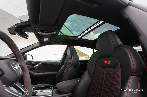 Audi RS Q8 9 of 26