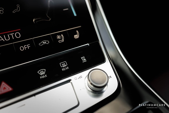 Audi RS Q8 15 of 26