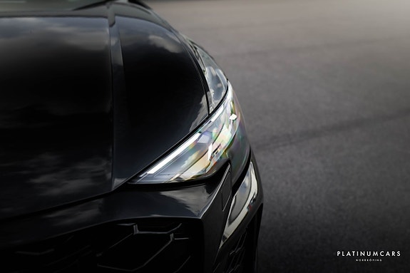 Audi RS Q8 23 of 26