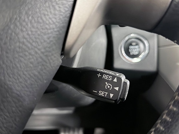 Toyota Auris 18 of 21