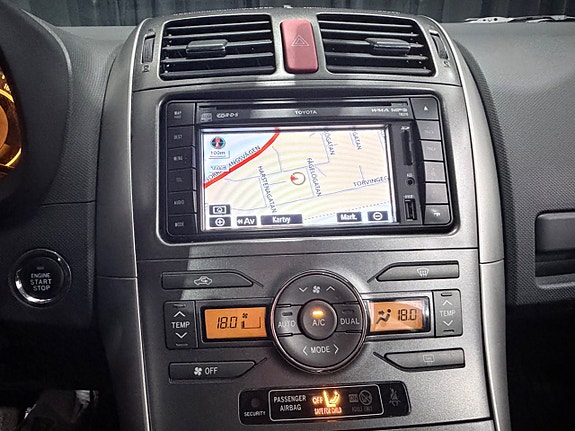 Toyota Auris 17 of 21
