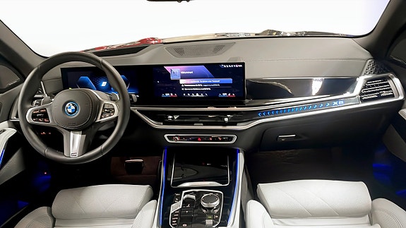 BMW X5 4 of 9