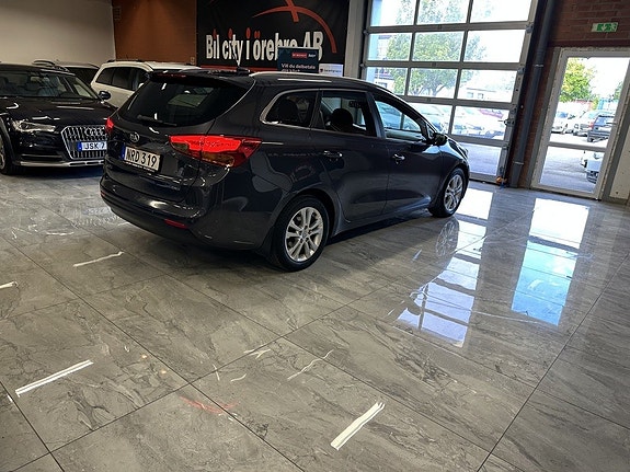 Kia Ceed 4 of 22