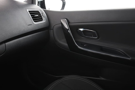 Kia Ceed 30 of 30