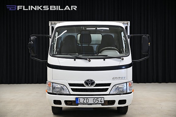 Toyota Dyna 5 of 24
