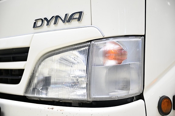 Toyota Dyna 21 of 24