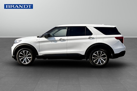 Ford Explorer 3 of 20