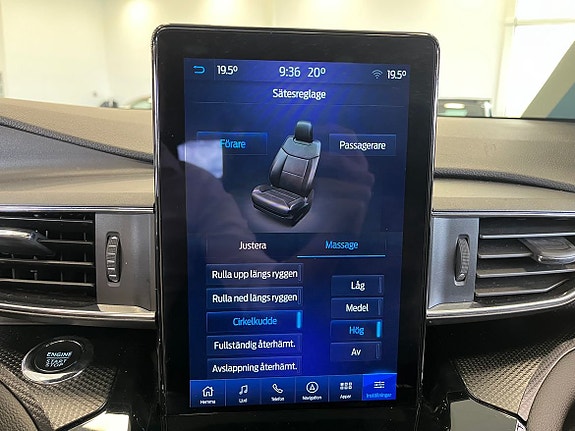 Ford Explorer 18 of 20