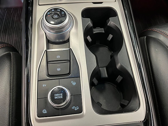 Ford Explorer 17 of 20