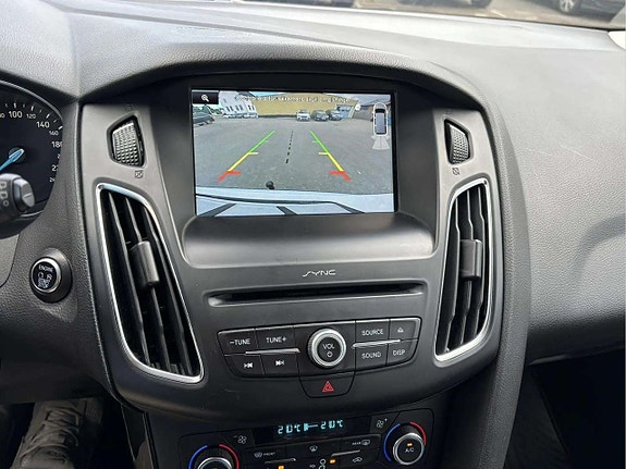 Ford Focus 14 of 19