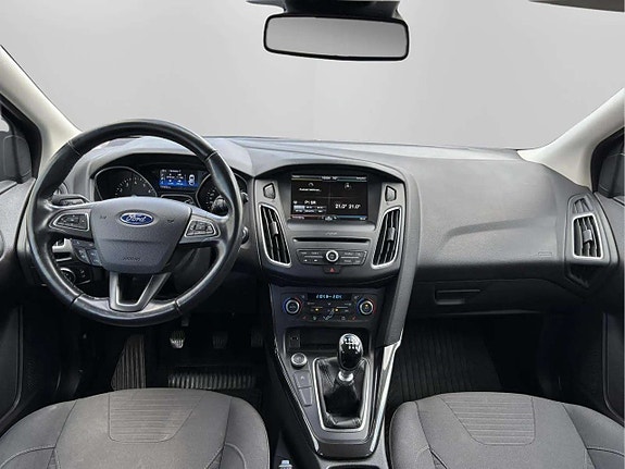 Ford Focus 16 of 19
