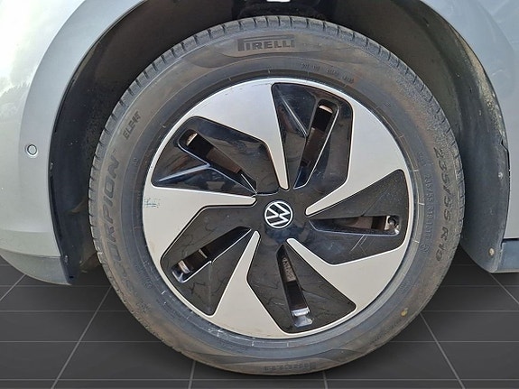 Volkswagen ID. Buzz 6 of 12