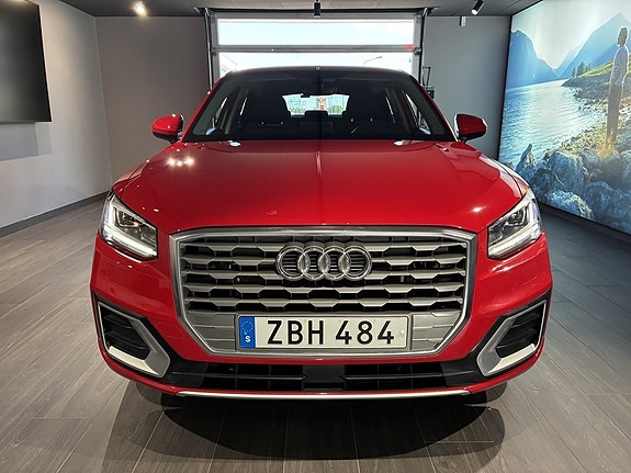 Audi Q2 4 of 14