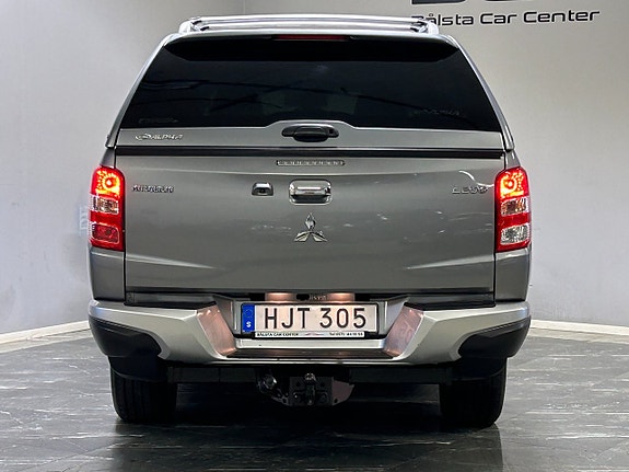 Mitsubishi L200 8 of 21