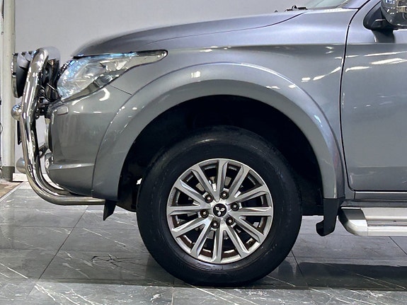 Mitsubishi L200 5 of 21