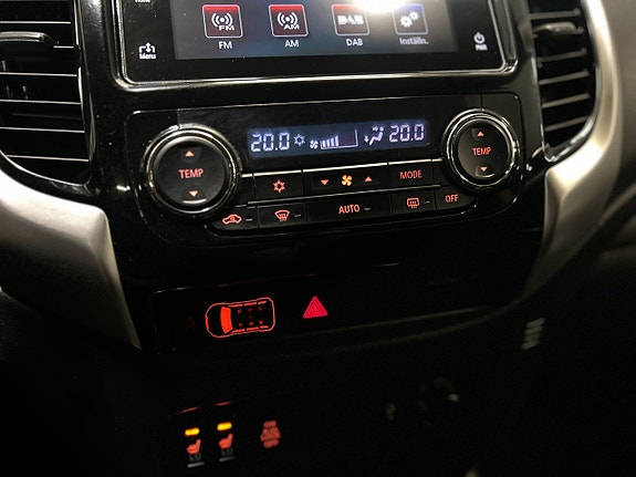 Mitsubishi L200 16 of 21