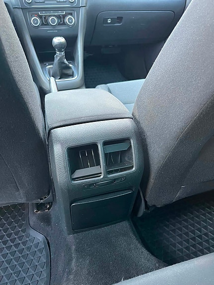 Volkswagen Golf VI 16 of 17