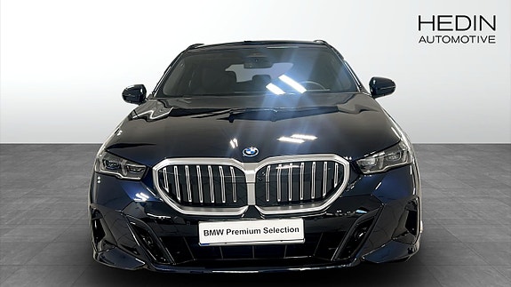 BMW 530e 8 of 9