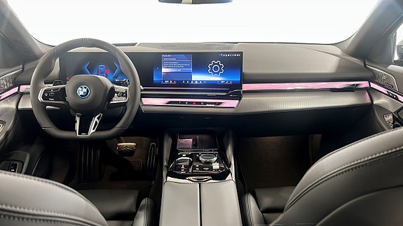 BMW 530e 4 of 9