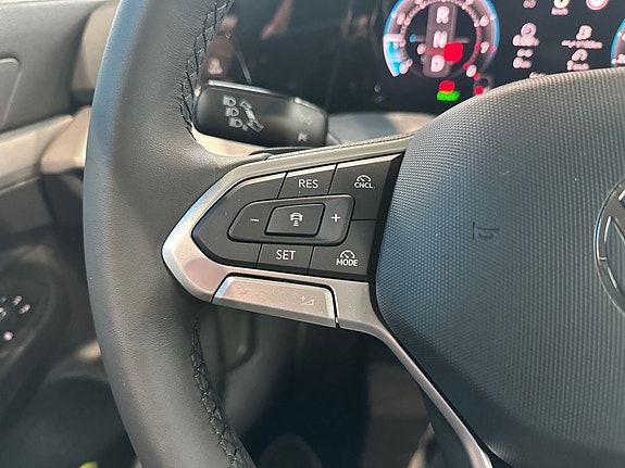 Volkswagen Golf I 6 of 11