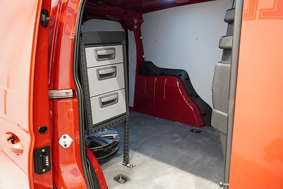 Volkswagen Caddy 7 of 15