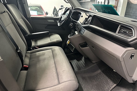 Volkswagen Transporter 15 of 25