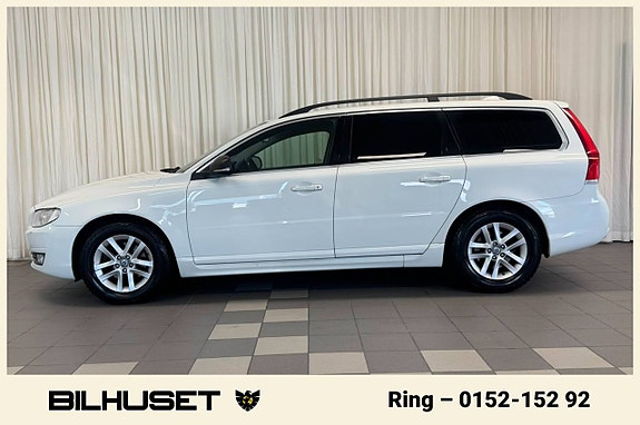 Volvo V70 5 of 28
