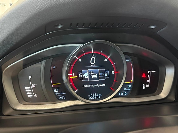 Volvo V70 14 of 28