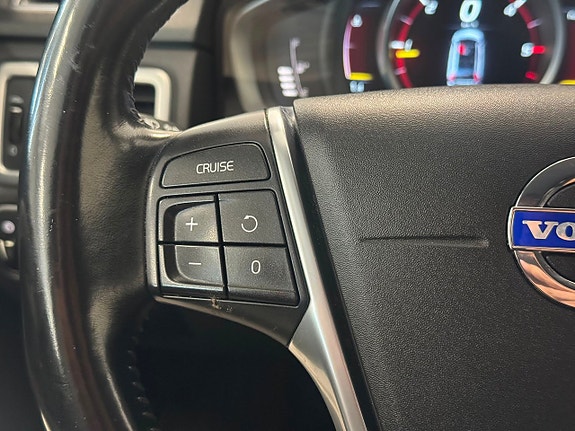 Volvo V70 11 of 28