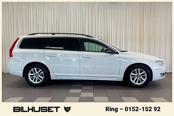 Volvo V70 2 of 28