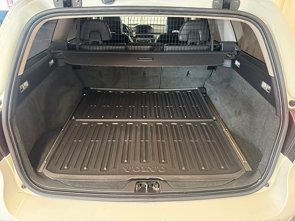 Volvo V70 27 of 28