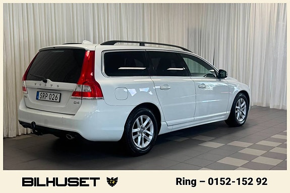 Volvo V70 3 of 28