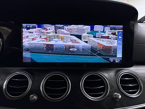 Mercedes-Benz E220 d 14 of 27