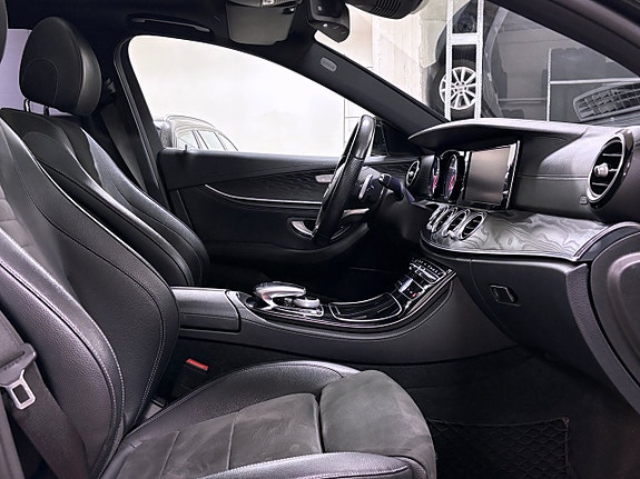 Mercedes-Benz E220 d 25 of 27