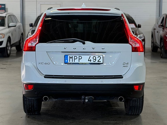 Volvo XC60 4 of 27