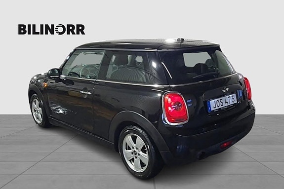 MINI One 3 of 22