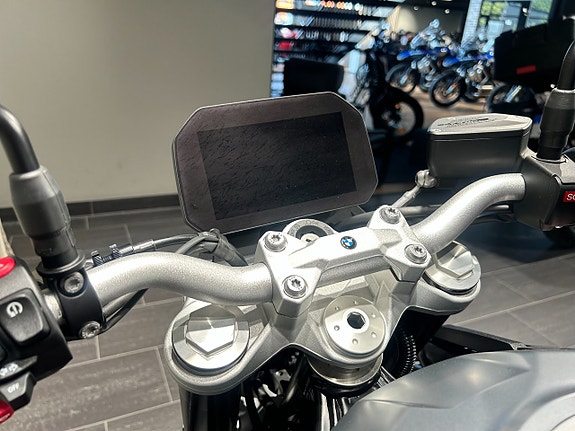 BMW F900R 131mil/Nyservad/Connectivity 900 R Euro 5 6 of 15