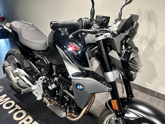 BMW F900R 131mil/Nyservad/Connectivity 900 R Euro 5 12 of 15
