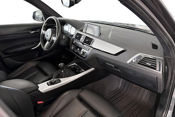 BMW 118i 10 of 11
