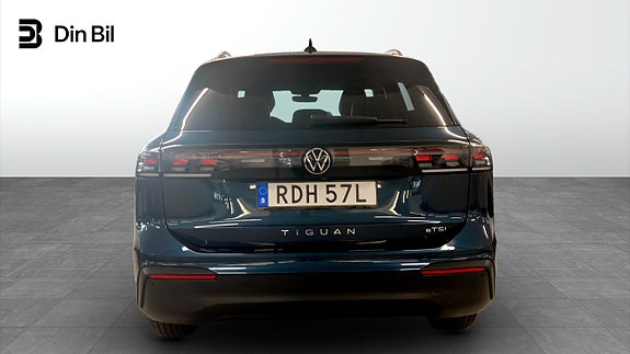 Volkswagen Tiguan 5 of 14