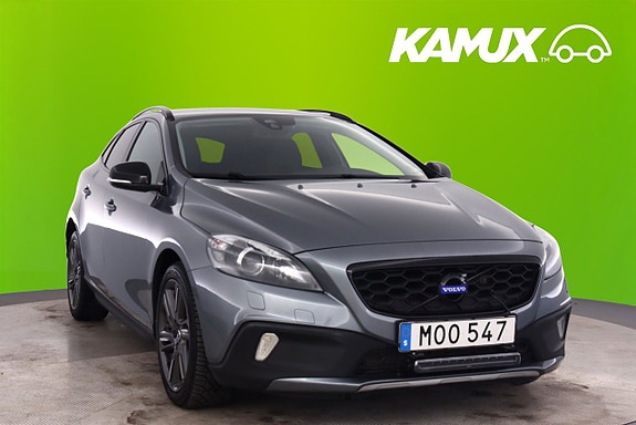 Volvo V40 Cross Country 8 of 20