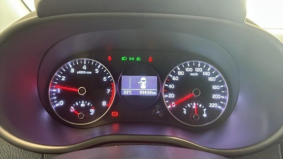 Kia Picanto 15 of 20