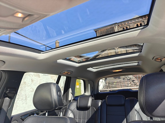 Mercedes-Benz GL350 26 of 30