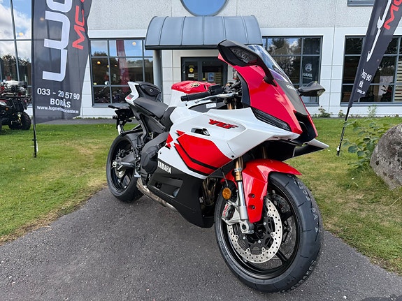 Yamaha R9 70TH Anniversary 2 of 11