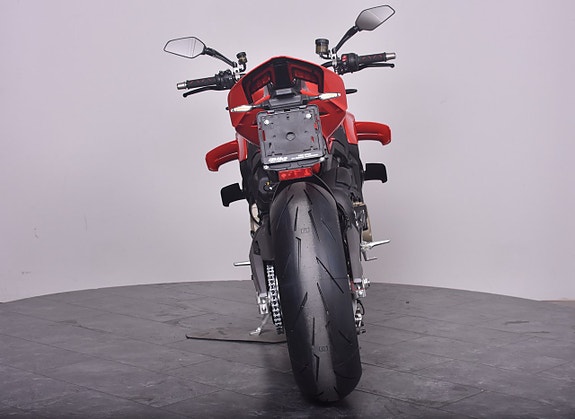 Ducati Streetfighter V4S 1 ex till kanonpris! Spara 39.100:- /omgående lev! 6 of 14