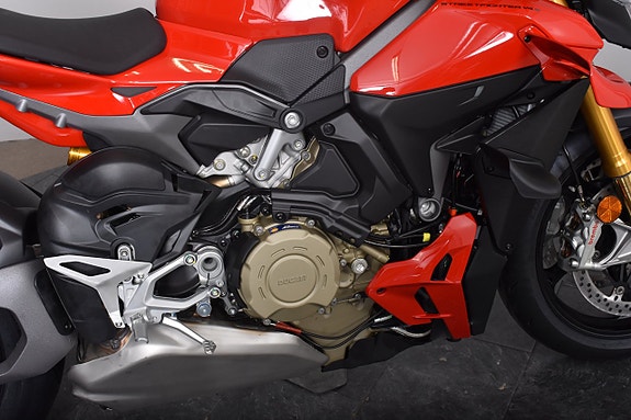 Ducati Streetfighter V4S 1 ex till kanonpris! Spara 39.100:- /omgående lev! 9 of 14